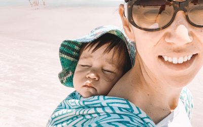 5 Benefits of Baby Wearing